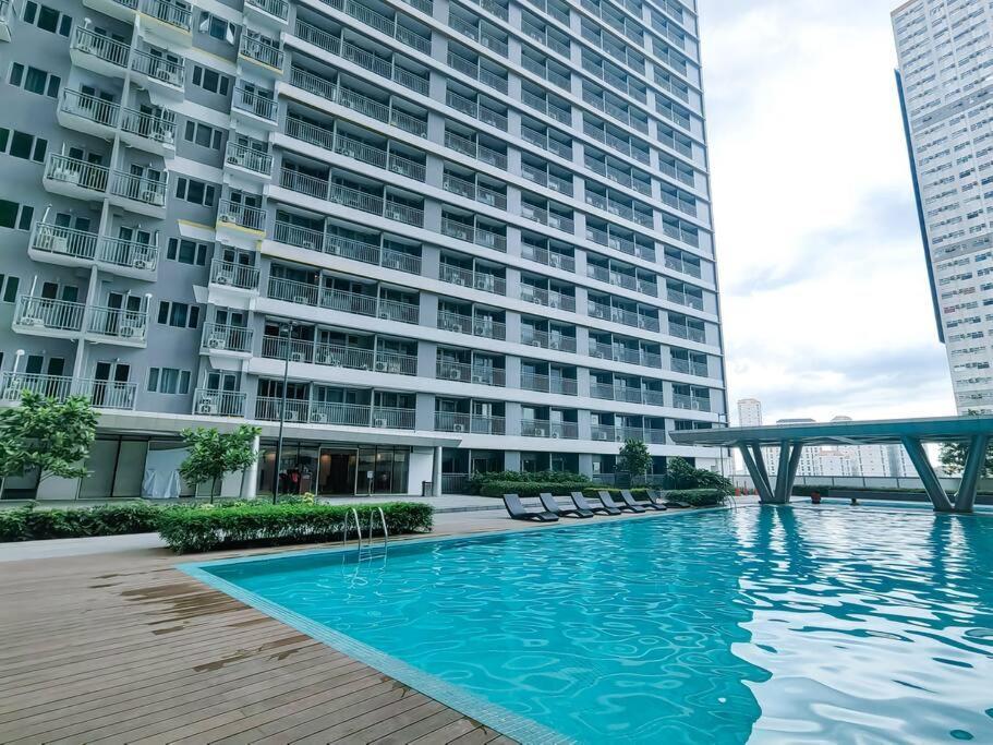 1Br Unit Condotel W Balcony Fame Residences -Fm38 Manila Exteriör bild